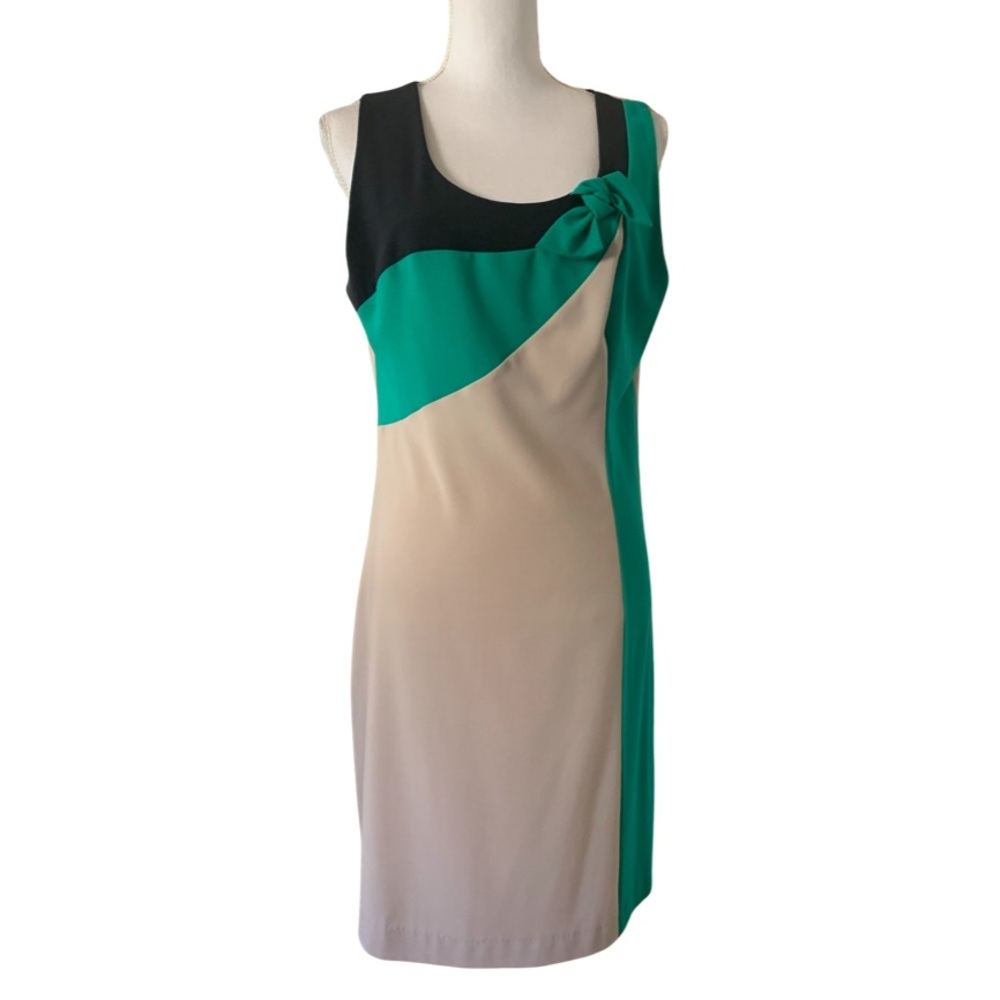 NWT Color Block mini dress by French label ME. Grey, green, and black. Medium
